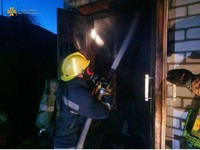 Каховські вогнеборці ліквідували пожежу в житловому будинку