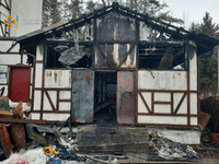 Шевченківський район: рятувальники ліквідували пожежу в одноповерховій господарчій споруді