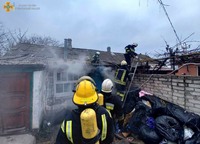 Херсонські рятувальники ліквідували пожежу в житловому будинку
