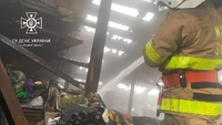 М. Путивль: вогнеборці ліквідувавши загоряння гаражу врятували від знищення два житлових будинки на господарчу споруду