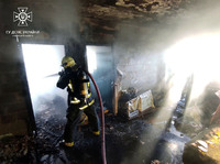 Київська область: під час гасіння пожежі в квартирі врятовано чоловіка