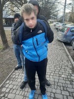 У Львові поліцейські затримали місцевого мешканця за підозрою у збуті «марихуани»