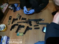 Кіберполіцейські та слідчі Миколаївщини викрили зловмисника, який ошукував громадян під виглядом інтернет-продажу зброї