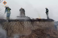 Новомосковський район: вогнеборці ліквідували пожежу в будинку