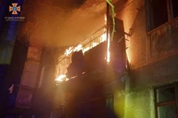 Нікопольський район: внаслідок пожежі у квартирі постраждало 3 людини