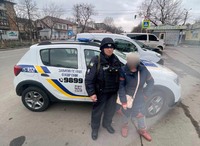 У Василькові поліція охорони затримала жінку, яка намагалася вкрасти товар із супермаркету
