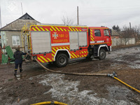 Харківський район: рятувальники оперативно ліквідували відразу 2 пожежі, спричинені ворожими обстрілами