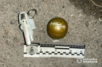 Смілянські поліцейські затримали зловмисника у якого вилучили небезпечну зброю