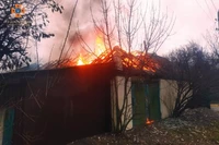 Новомосковський район: вогнеборці ліквідували пожежу на території приватного домоволодіння