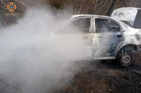 Новомосковський район: внаслідок займання автомобіля постраждав водій