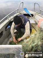 У Запоріжжі водні поліцейські викрили двох браконьєрів, які завдали екосистемі збитків на суму майже 350 тисяч гривень