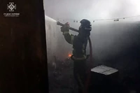 Дніпровський район: співробітники ДСНС ліквідували загорання гаража