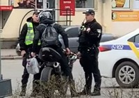 Поліція Полтави затримала чоловіка за напад на поліцейського