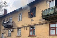 М. Дніпро: ліквідуючи займання у квартирі, вогнеборці виявили тіло загиблого чоловіка
