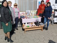 Співробітники Павлоградського районного сектору прийняли  участь у виставці місцевих художників Юр'ївки.