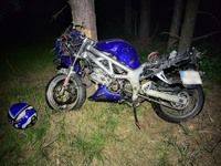 Поліцейські Київщини розслідують обставини ДТП за участі мотоцикліста