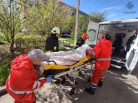 Звенигородський район: рятувальники допомогли транспортувати хвору жінку