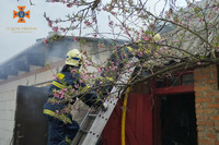 М. Козятин: ліквідовано пожежу господарчої будівлі