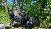 На Полтавщині поліція встановлює обставини дорожньо-транспортної пригоди, в якій загинув пасажир легковика