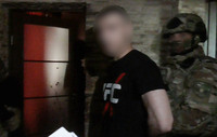 На Полтавщині поліція викрила злочинну групу вимагачів, які погрожували жертвам фізичною розправою