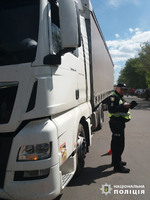 Вантажівка наїхала на пішохода: правоохоронці Черкащини розслідують обставини ДТП