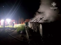 Миколаївська область: вогнеборці ліквідували пожежу літньої кухні