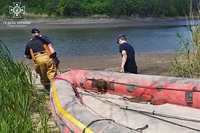 Чугуївський район: рятувальники дістали з води тіло потопельника