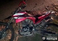 На Шепетівщині слідчі встановлюють обставини ДТП, у якій загинув 23-річний пасажир мотоцикла