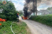 Синельниківський район: вогнеборці загасили палаючий автомобіль
