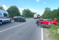 На Полтавщині поліція встановлює обставини дорожньо-транспортної пригоди, в якій травмувалася пасажирка легковика