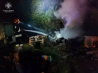 На Черкащині рятувальники ліквідували пожежу господарчої споруди