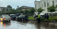 На Полтавщині поліція встановлює обставини ДТП, в якій травмований водій легковика