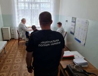 40 000 гривень неправомірної вигоди за непридатність до військової служби: на Кіровоградщині поліцейські затримали члена військово-лікарської комісії