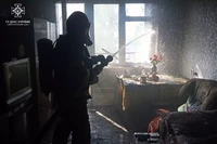 Новомосковський район: рятувальники загасили палаючу квартиру
