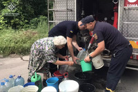 Нікопольський район: рятувальники забезпечують водою громадян