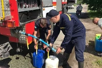 На Дніпропетровщині рятувальники здійснюють підвіз води для підтримання життєдіяльності населення