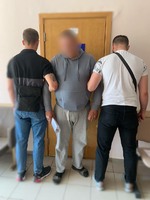 До 15 років за ґратами: поліція Київщини затримала батька-ґвалтівника