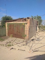 У Нікополі через російські обстріли поранено людину та зруйновано домівки людей - правоохоронці документують наслідки на місцях прильотів