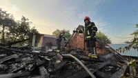 М. Великі Мости: вогнеборці ліквідували займання в господарській будівлі