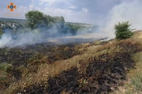 Вогнеборці Дніпропетровщини впродовж дня боролися з пожежами в екосистемах