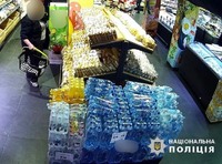 На Вінниччині поліцейські протягом минулої доби розкрили дві крадіжки з магазинів