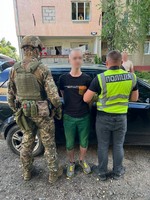 За підозрою у збуті синтетичних наркотиків поліцейські затримали жителя Виноградова