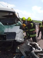 Рівненський район: рятувальники деблокували тіло водія із понівеченого автомобіля внаслідок ДТП