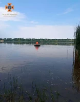 Новоукраїнський район: рятувальники вилучили з водойми тіло чоловіка