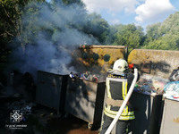 Київська область: вогнеборці ліквідували загорання сміття