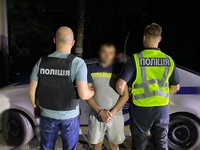 Пограбував чоловіка: Поліція Київщини затримала зловмисника у Фастові