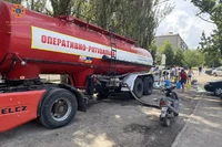 Рятувальники Дніпропетровщини продовжують здійснювати підвіз води для населення міста Нікополь