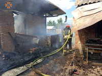 Київська область: чоловік отримав опіки, намагаючись самостійно загасити пожежу
