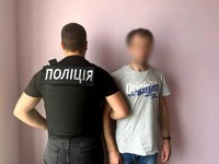 Видавав себе за брата-близнюка: поліцейські Київщини затримали чоловіка, який перебував у розшуку