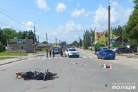 На Шепетівщині слідчі встановлюють обставини ДТП, у якій травмувались двоє дітей